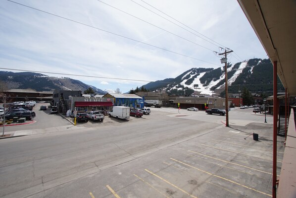 Căn hộ, 2 phòng ngủ | Hiên