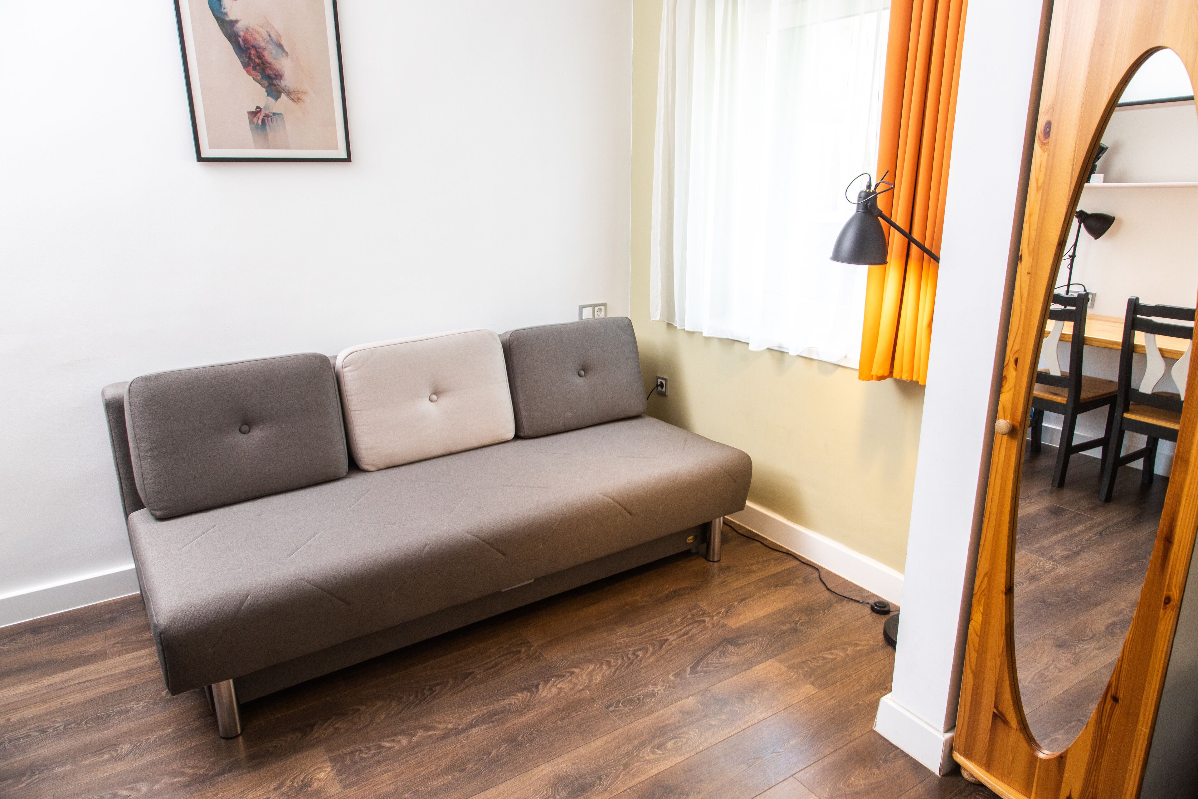 Coffres-forts dans les chambres, bureau, rideaux occultants