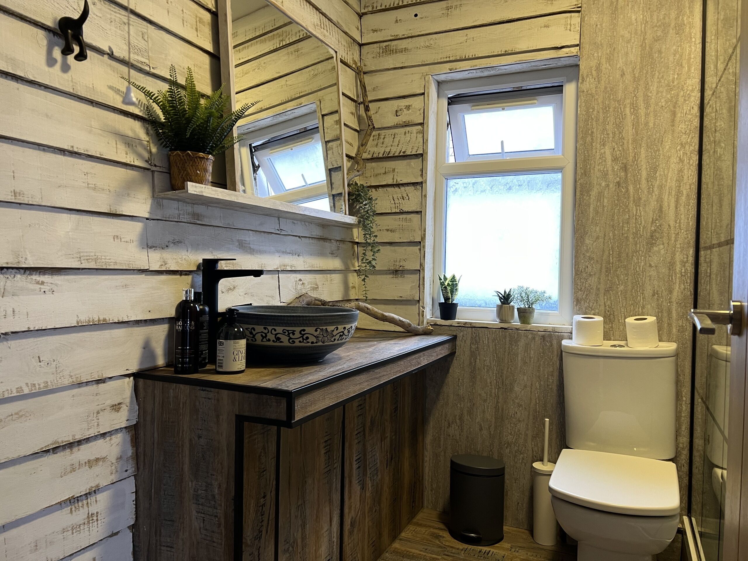 James' Place @ The Park