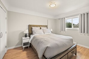 3 多间卧室、WiFi、床单