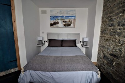 Unique and characterful accommodation at the waters edge on the WAW