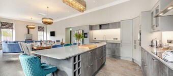 3 bedroom accommodation in Eyemouth