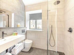 Towels - 3 bedroom accommodation in Eyemouth (Eyemouth)