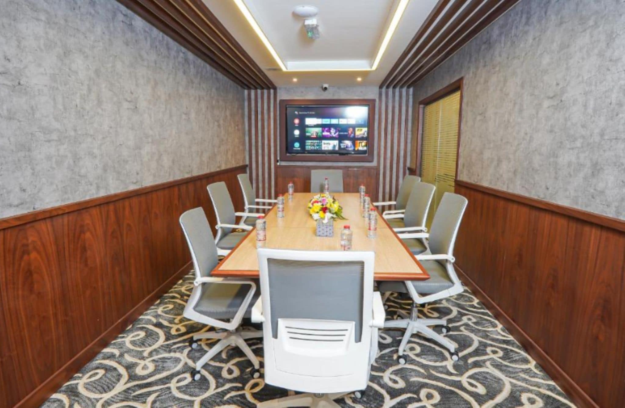 Meeting facility