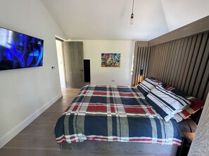 3 habitaciones, escritorio y insonorización 