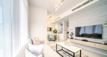 Cheerful 3BR Townhouse at DAMAC Hills 2, Dubailand by Deluxe Holiday Homes
