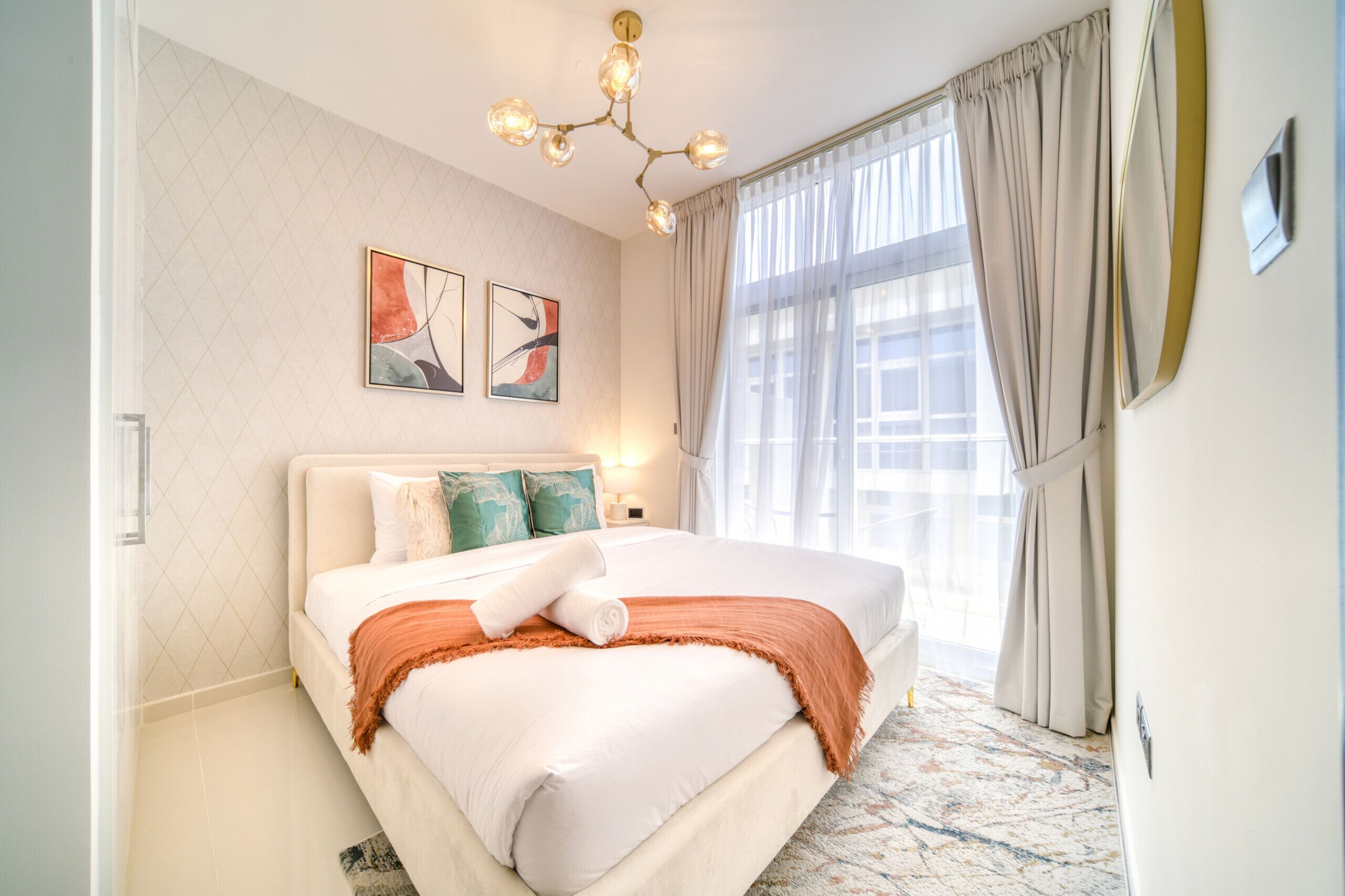 3 bedrooms, in-room safe, iron/ironing board, free WiFi