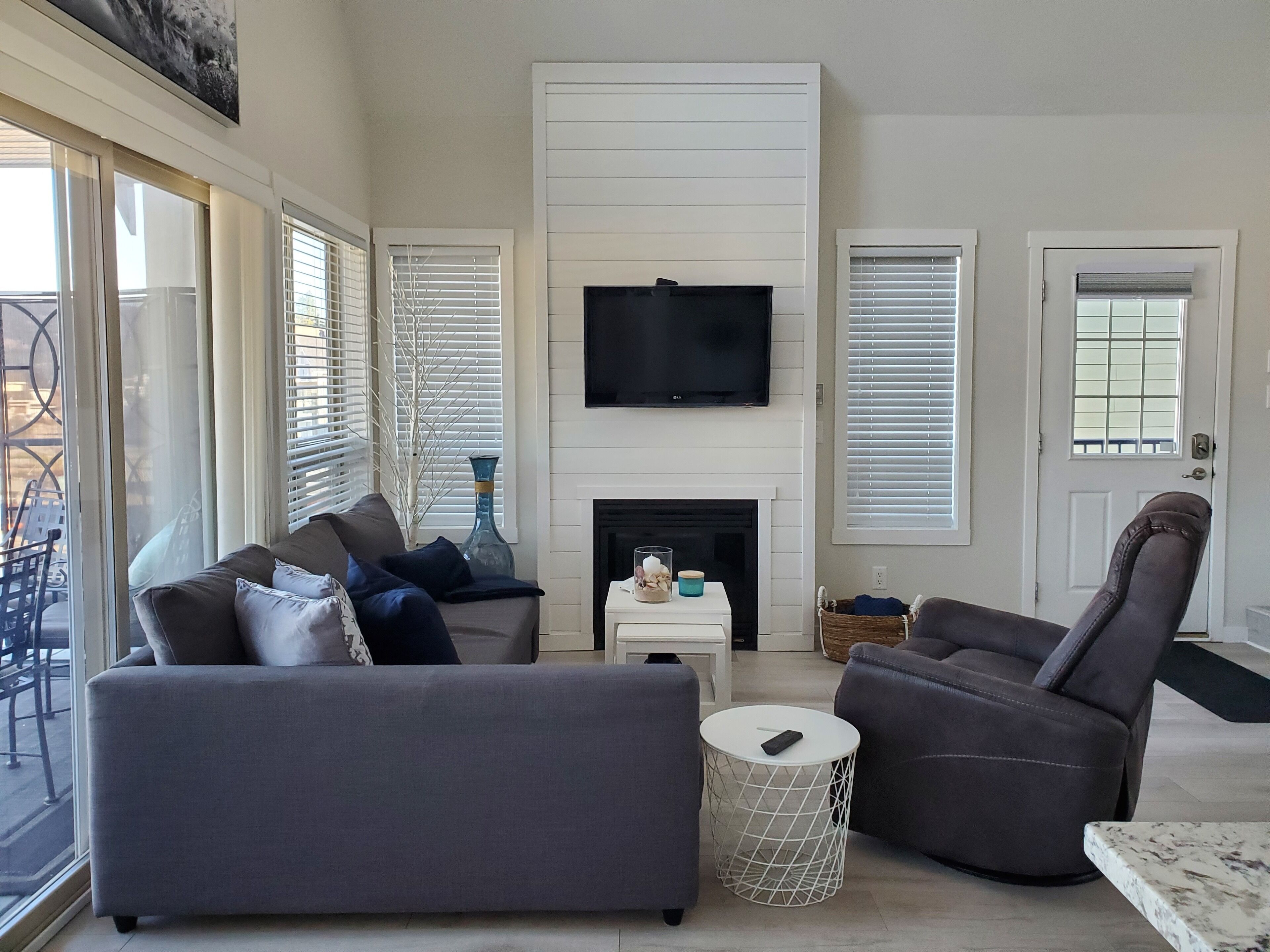  La Casa Resort Cottage with lakeview & steps to the swimming pool and amenities