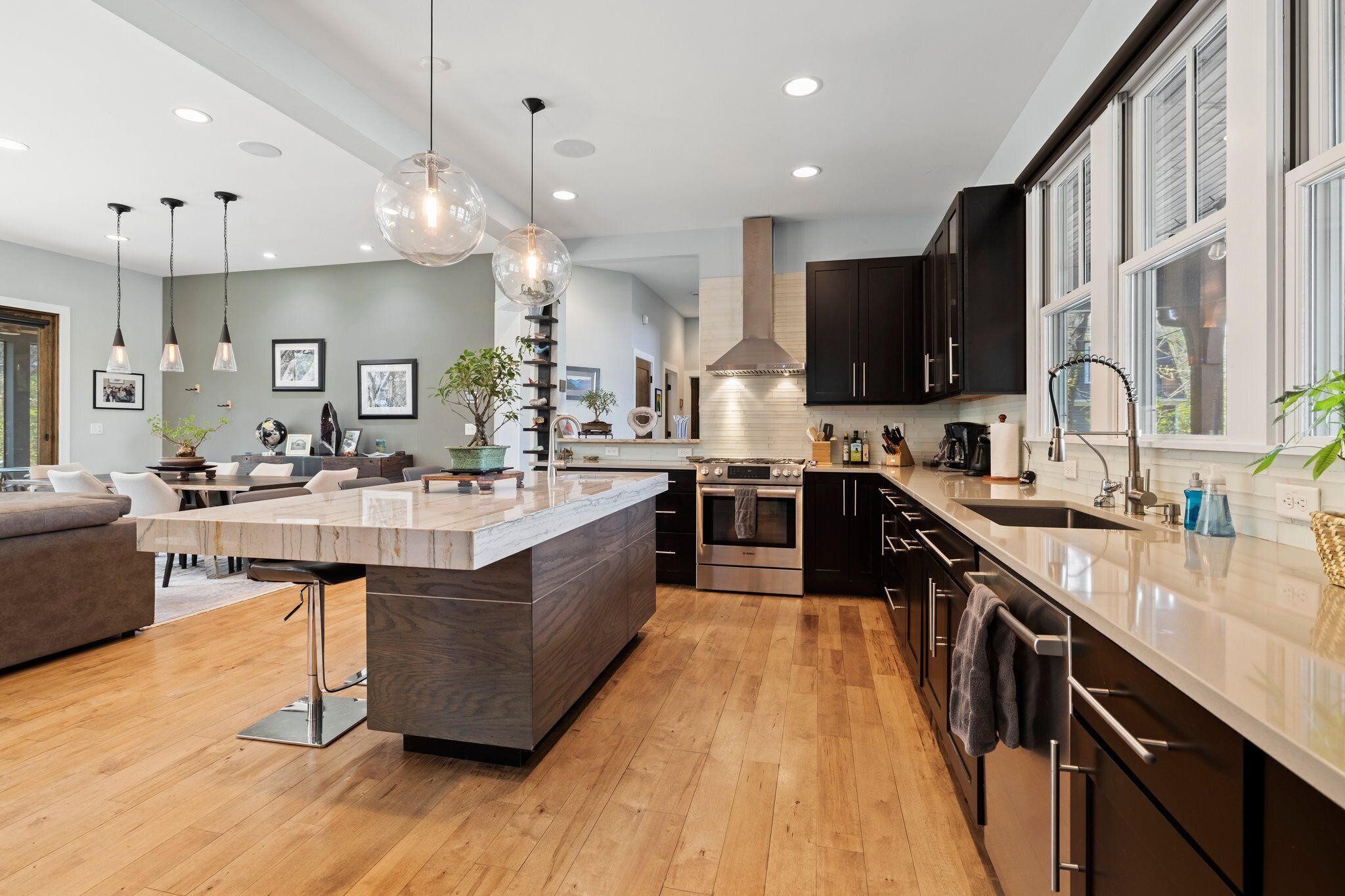 Modern Family Home in Historic Neighborhood - Walk to Downtown - Game Room