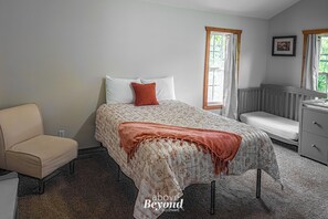 5 chambres, bureau, lit parapluie, Wi-Fi gratuit