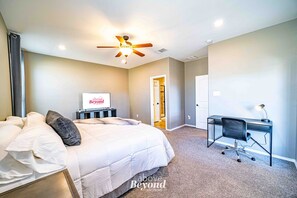 3 多间卧室、办公桌、熨斗/熨衣板、旅行婴儿床