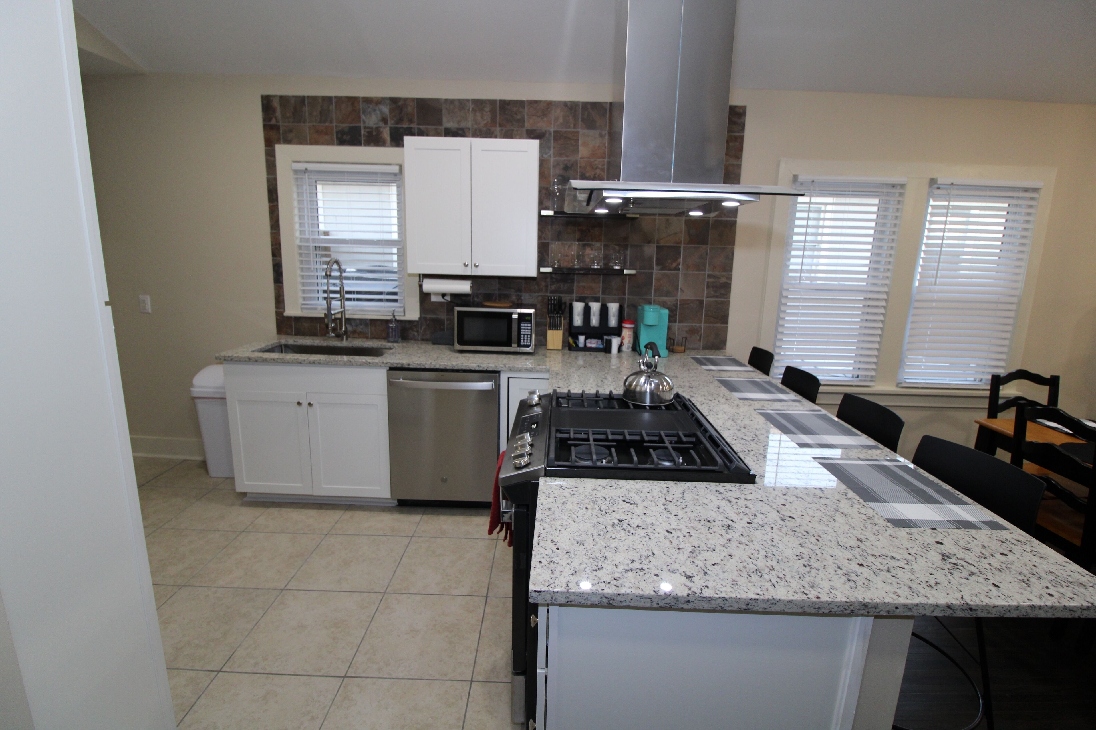 Downtown Tulsa Retreat, Private Yard, Pet-Friendly