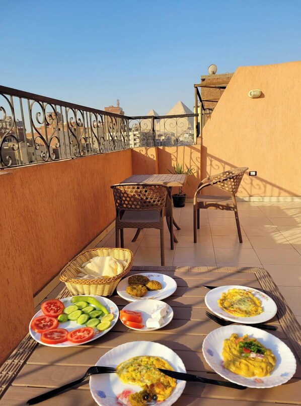 Restaurant - Pyramids Road Guest House (Giza)