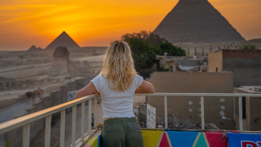 Pyramids Road Guest House