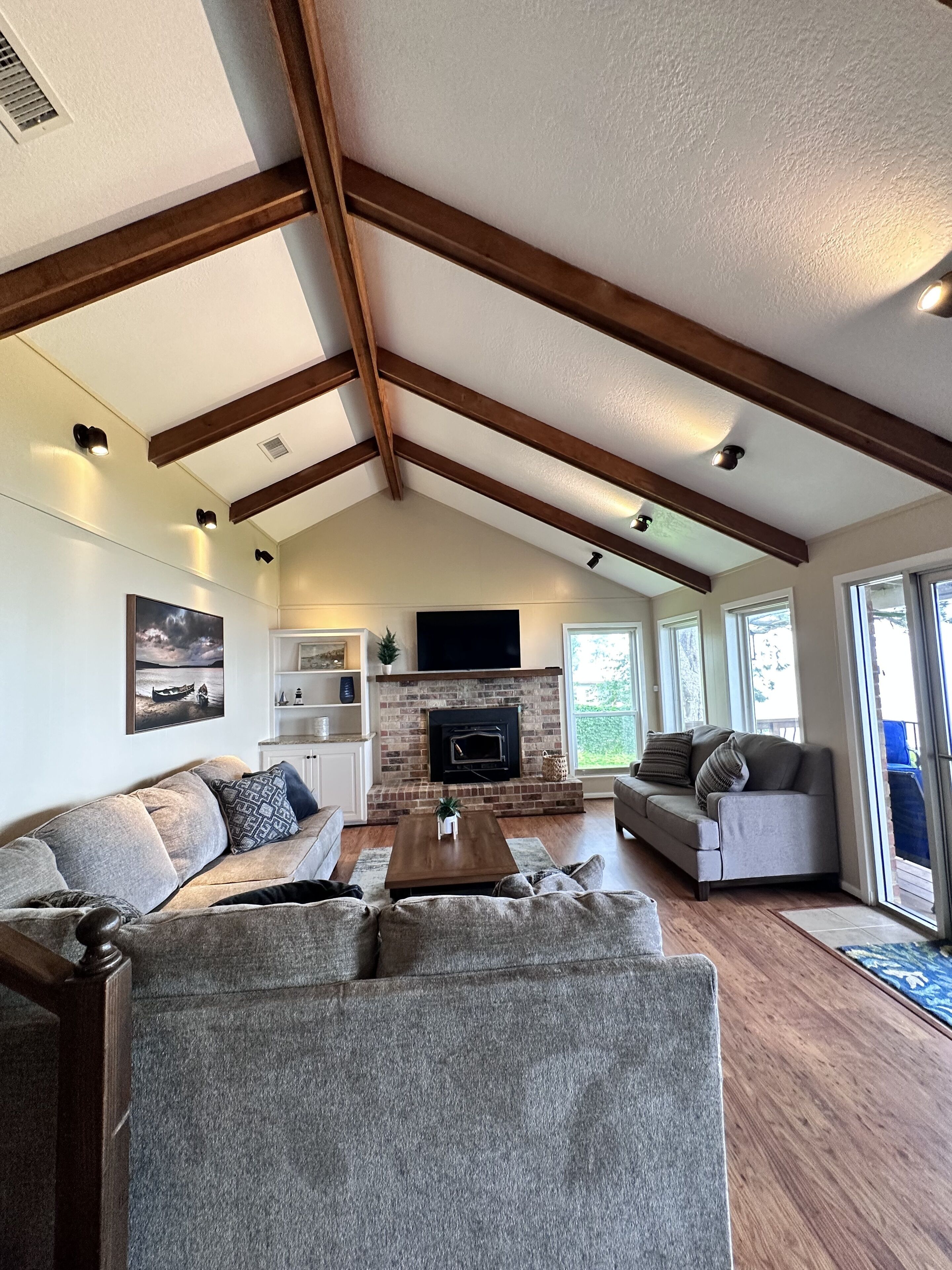 Lake Front Home on Lake Livingston, Coldspring Texas!