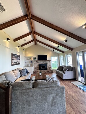 スマートテレビ、DVD プレーヤー