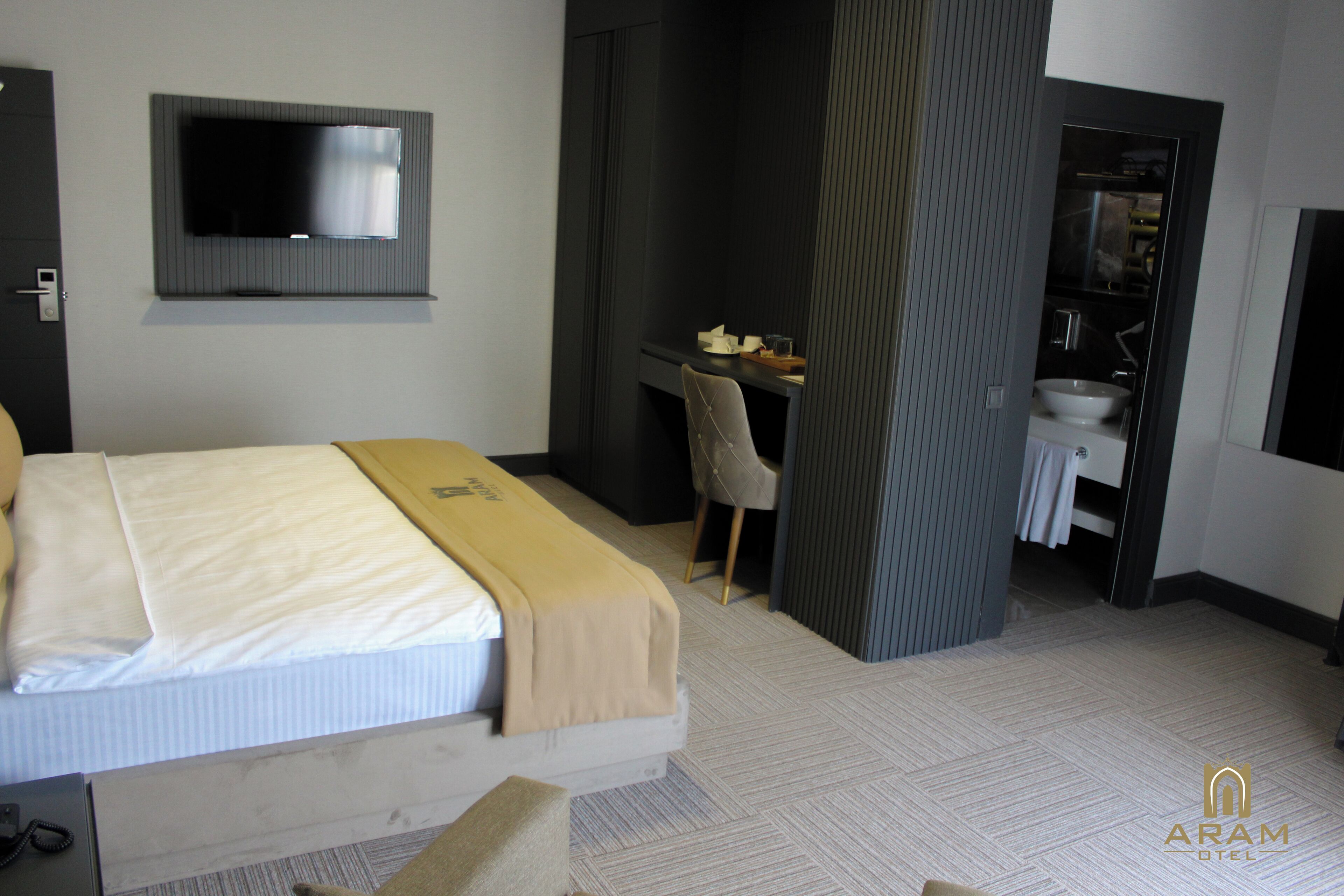 Foto - Aram Otel