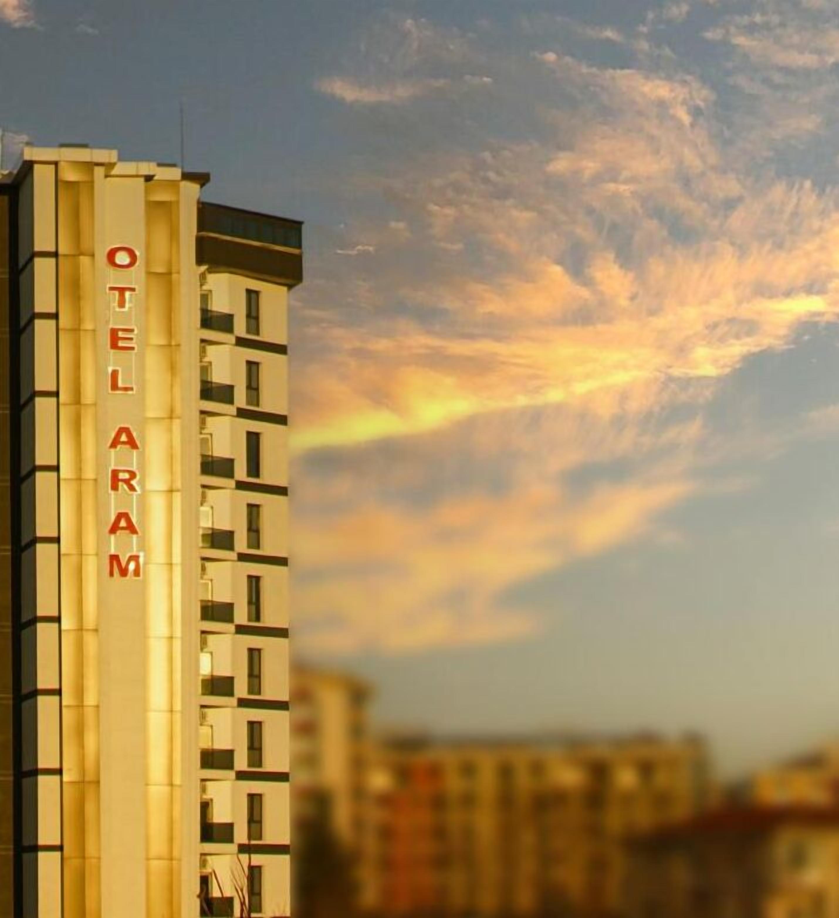 Foto - Aram Otel