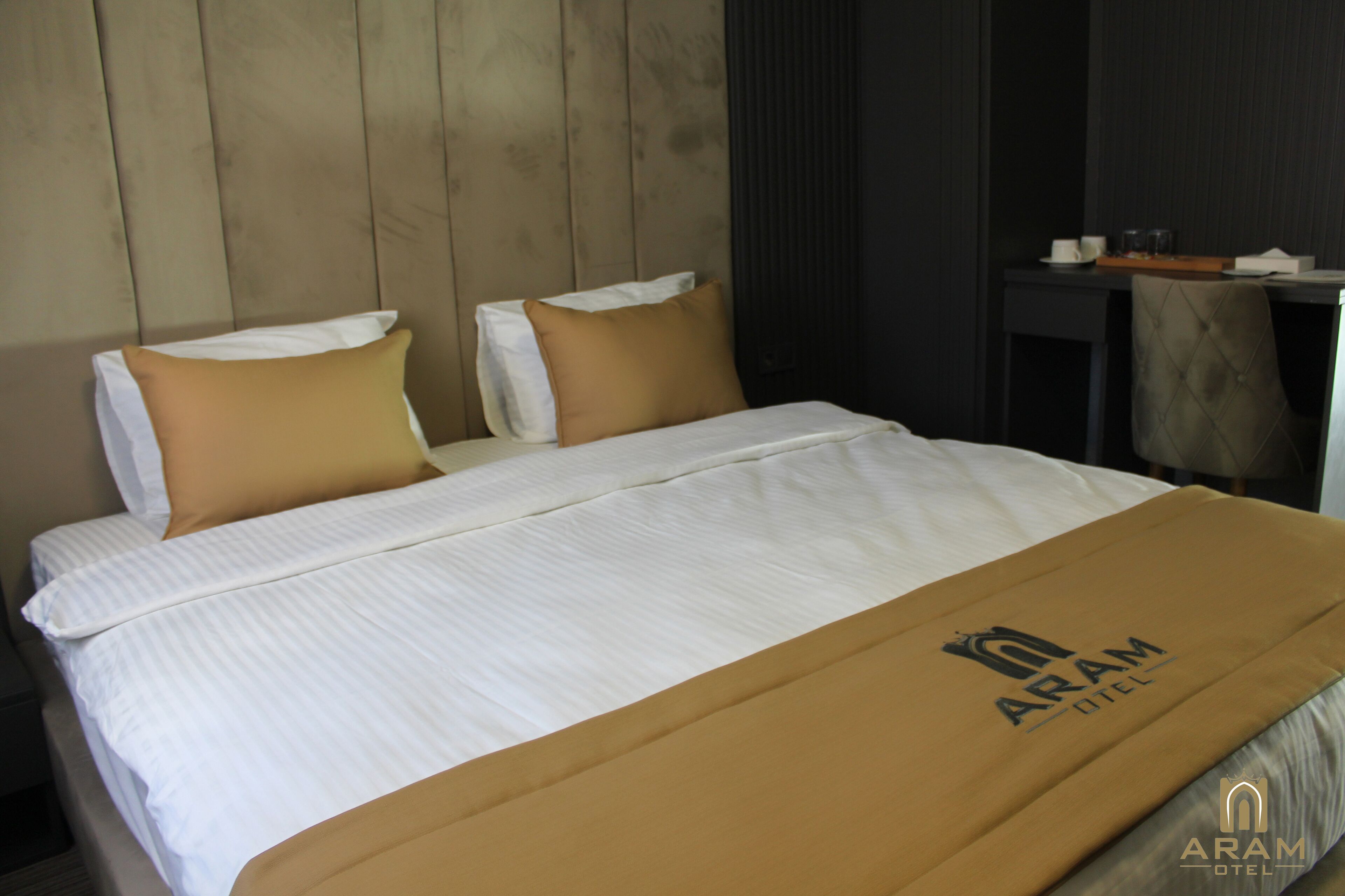 Foto - Aram Otel