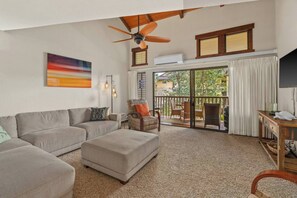 TV - Poʻipū Condo
A/C, Walk to Shops, Dining & Beaches (Koloa)