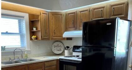 Welcoming 2-bedroom cottage in the heart of New River Gorge National Park