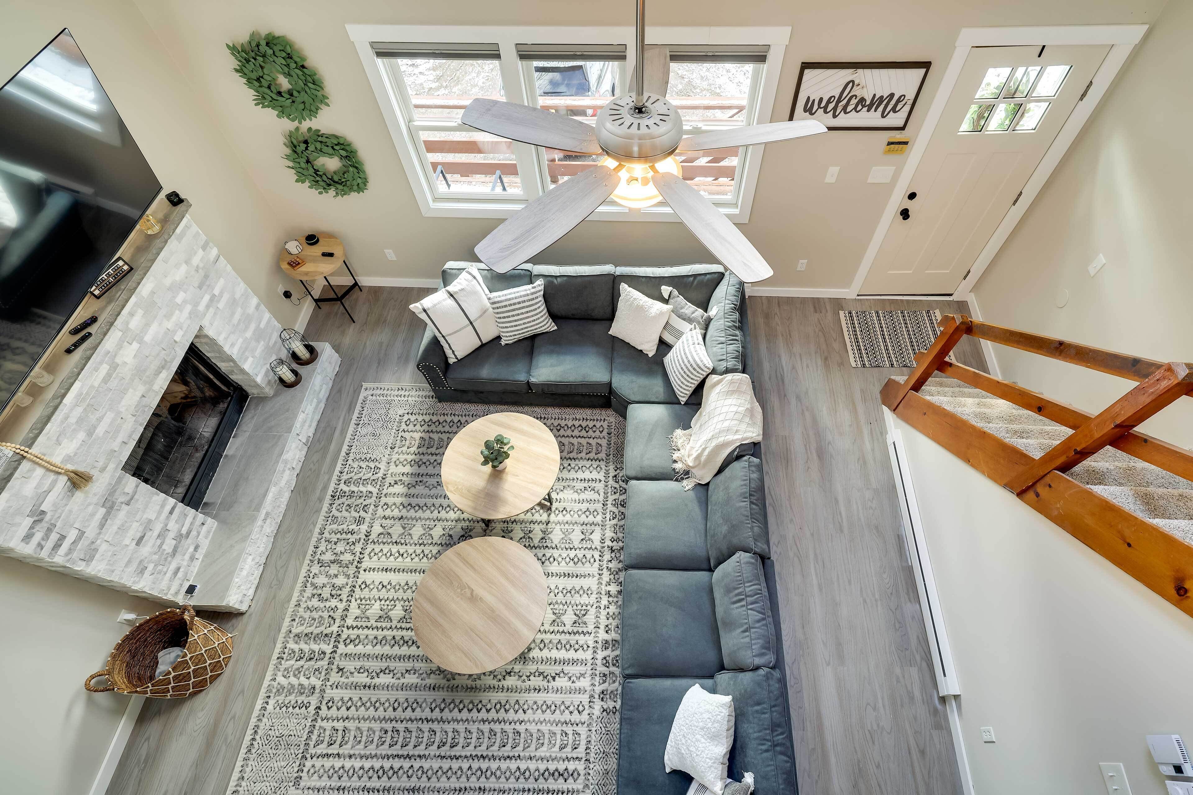 Spacious & Sleek Poconos Home: Community Amenities