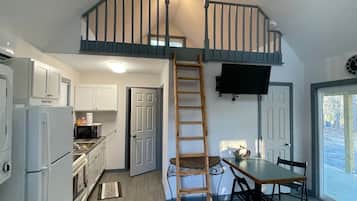 Microwave, oven, stovetop, coffee/tea maker