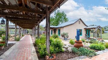 Enceinte de lâhĂ©bergement