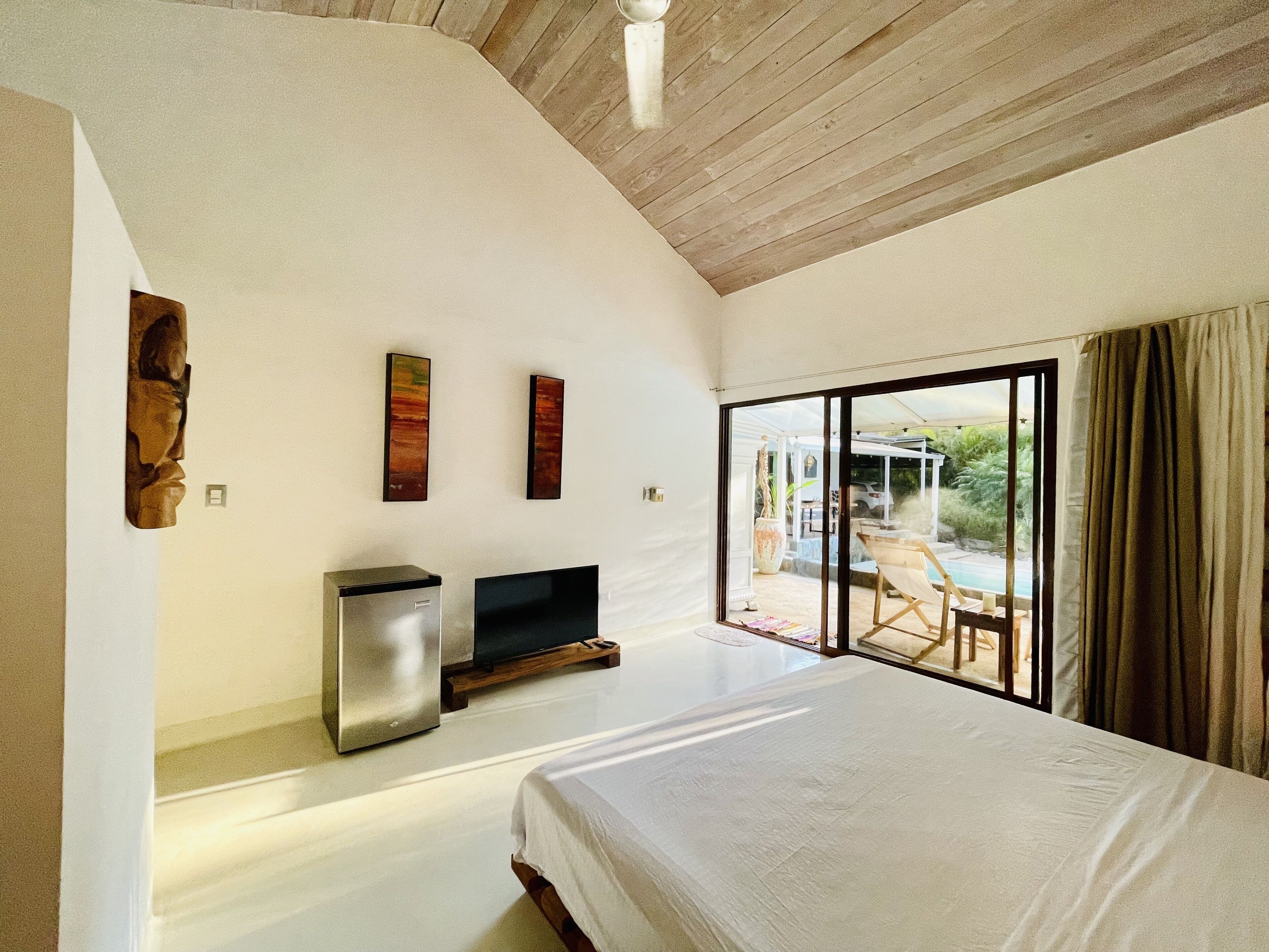 Deluxe Double Room | Individually decorated, individually furnished, free WiFi, bed sheets