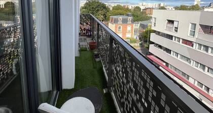 Jolie Appartement Lumineux à 10 Minutes de Paris, la Défense Arena