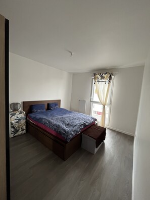 2 bedrooms, internet