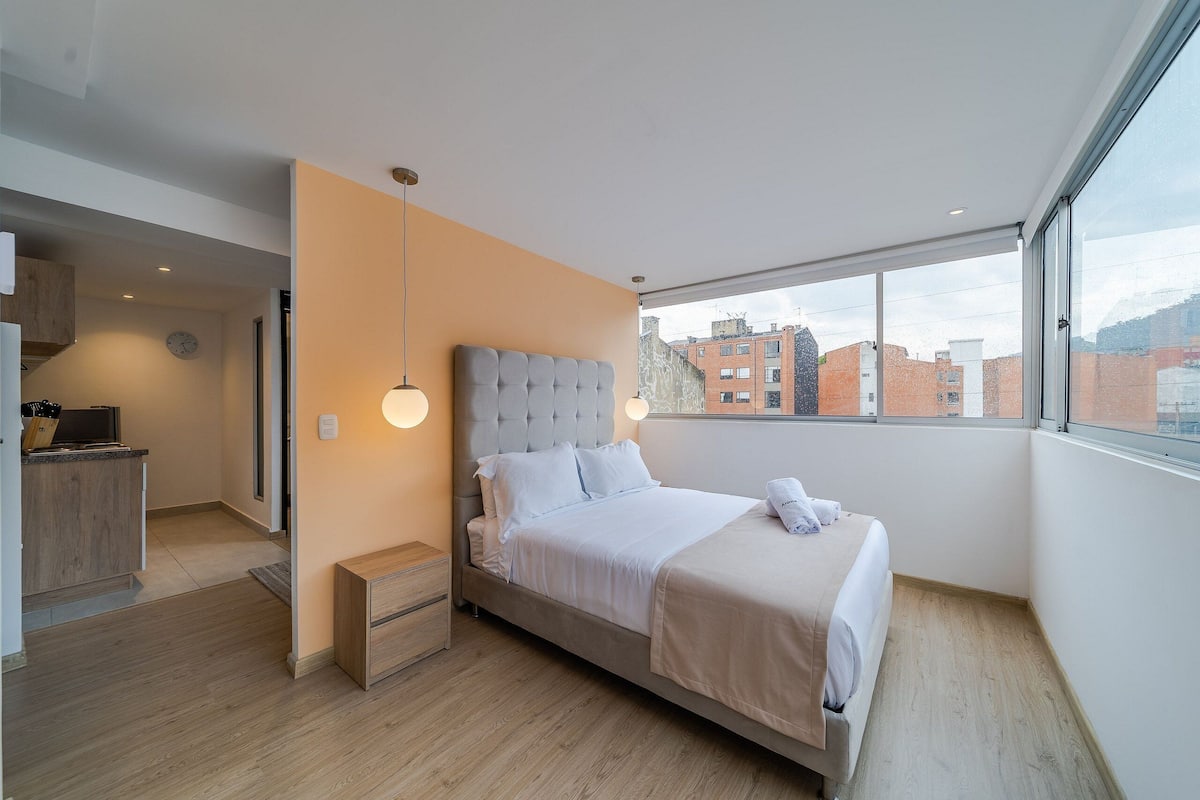 Apartment | 1 bedroom, in-room safe, individually furnished, desk