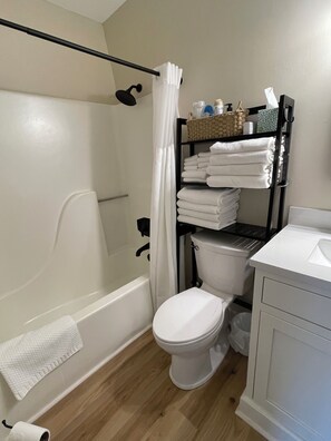 Hårtørrer, håndklæder, Sæbe, Shampoo