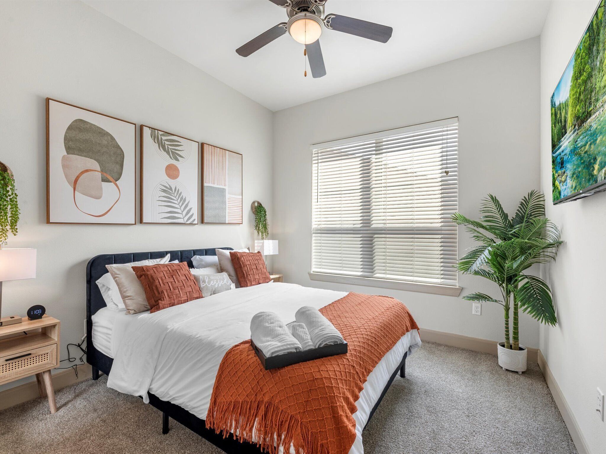 Near NRG Stadium-Texas Med Center-Rice Village + Free Parking and Pool!