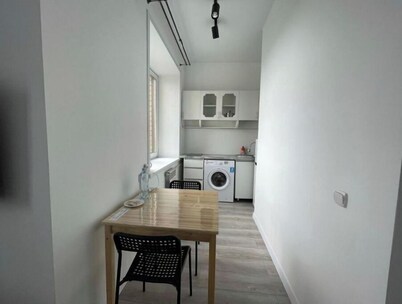 One-Bedroom Apartment!