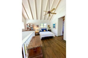 4 bedrooms, desk, iron/ironing board, free WiFi