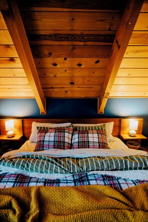 3 Schlafzimmer, Schreibtisch, Bügeleisen/Bügelbrett, kostenloses WLAN