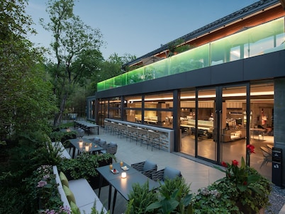 Blossom Hill Hotel Yangzhou Slender West Lake