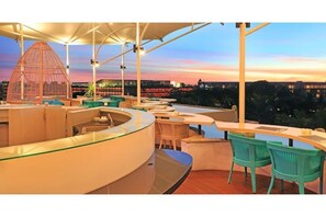 Property grounds - Stay In Suite Two-Bedroom Seminyak (Bali)