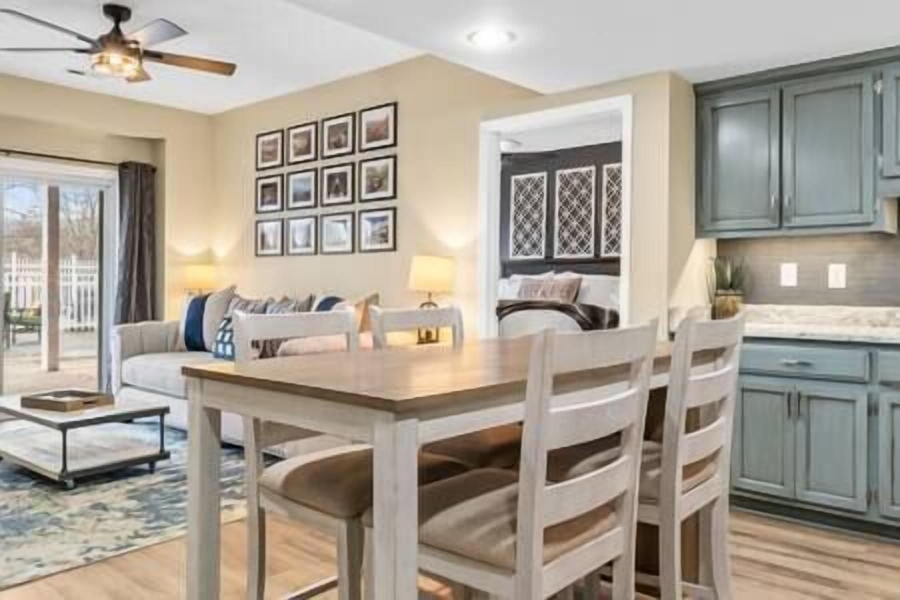 Televisio, takka, DVD-soitin