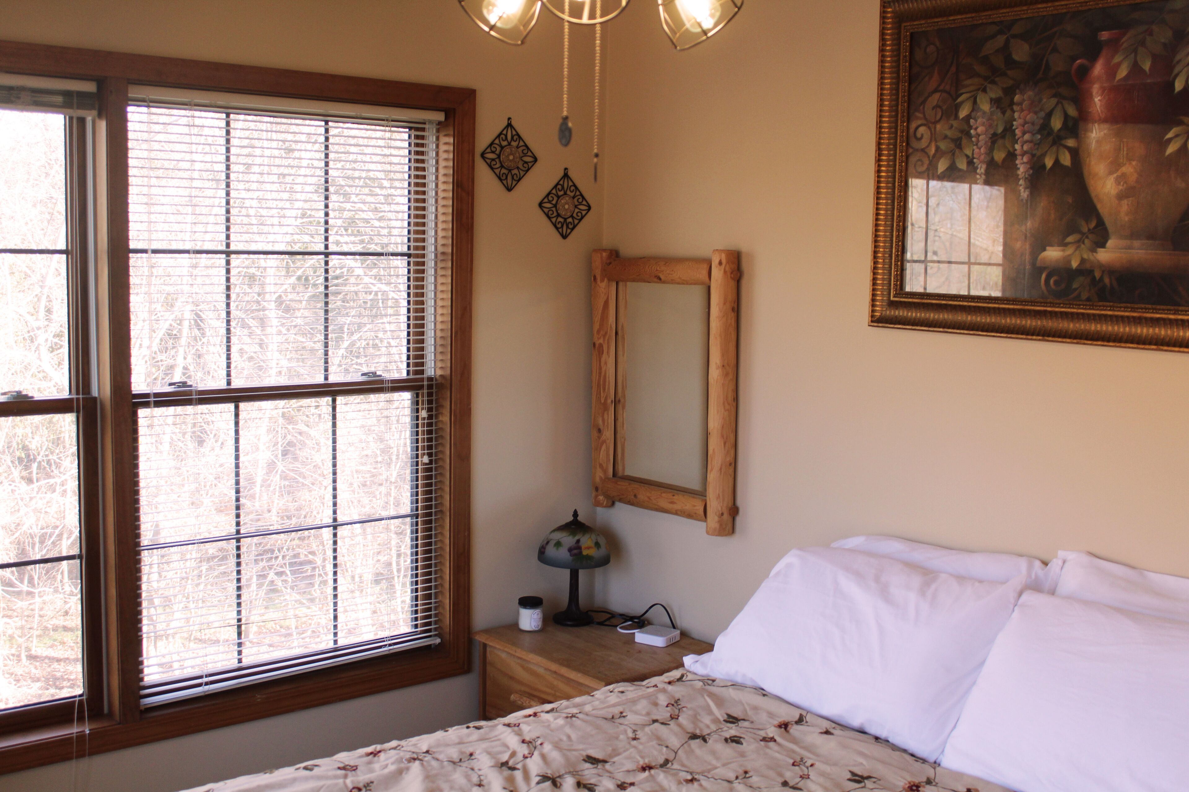 Minutes from Giant City - SIU - Shawnee Winetrail - Cedar Lake - Shawnee Forest!