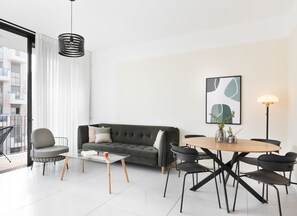 Living area - Mate ALLENBY - By HOMY (Tel Aviv)