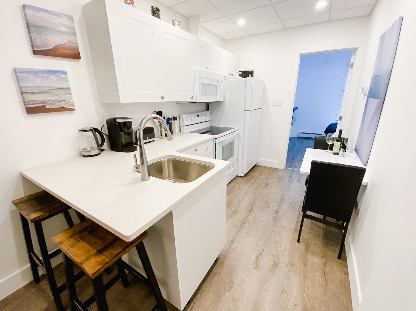 1 BDRM Downtown Executive Suite