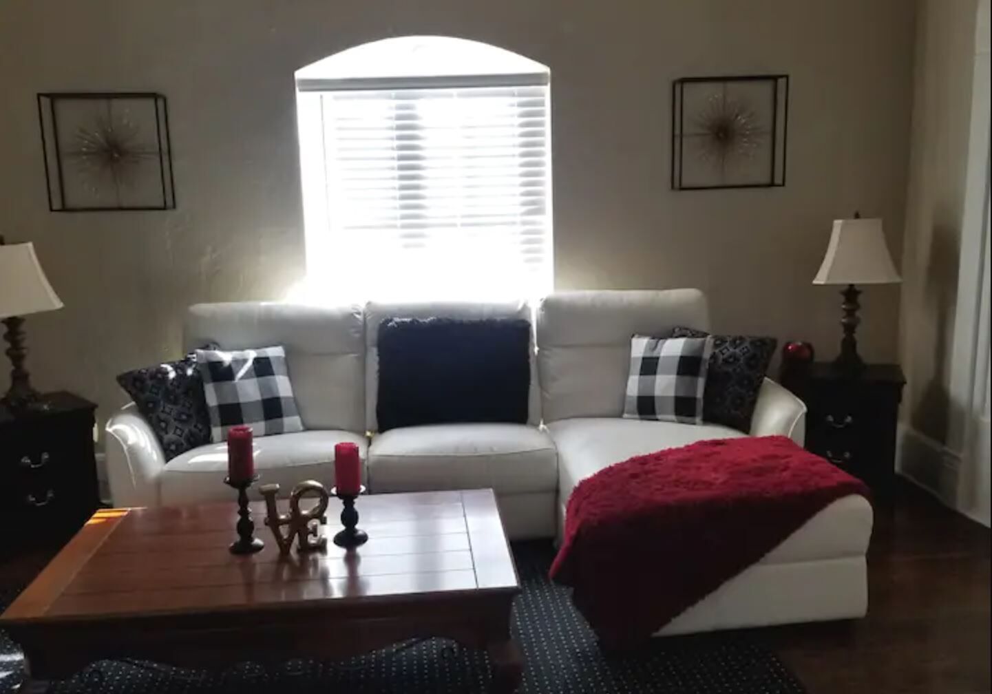 Park Place Victorian charming delightful cozy home