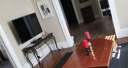 Park Place Victorian charming delightful cozy home