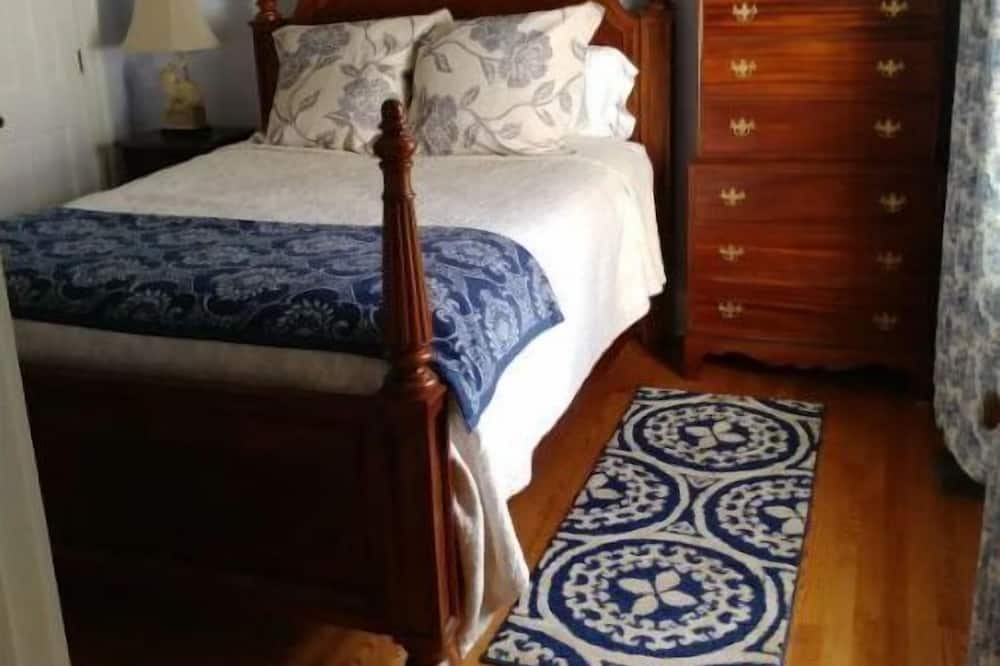 Private Entrance Guest Suite