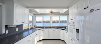 Stunning Views of Bass River!