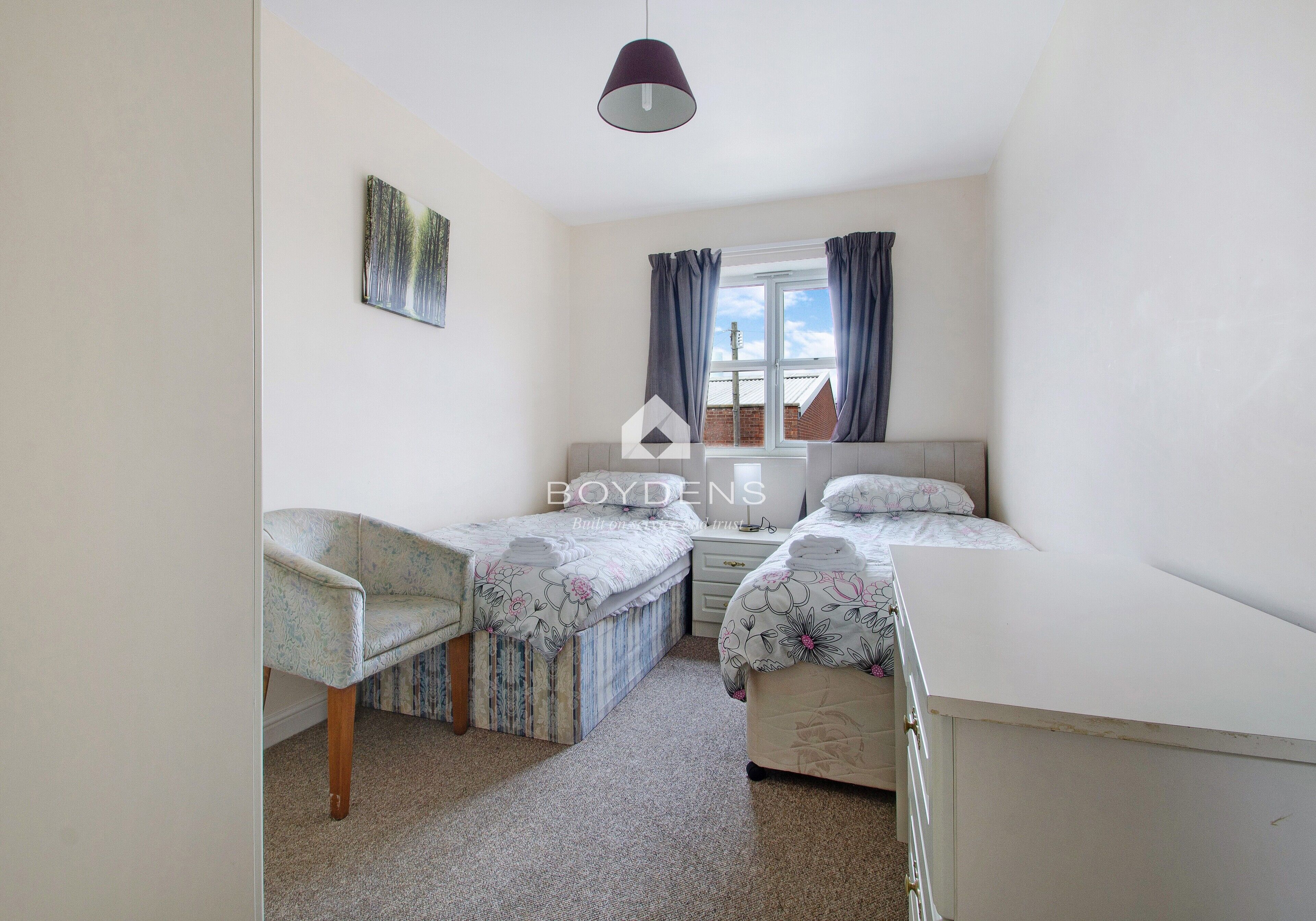 2 bedrooms, iron/ironing board, free WiFi, bed sheets