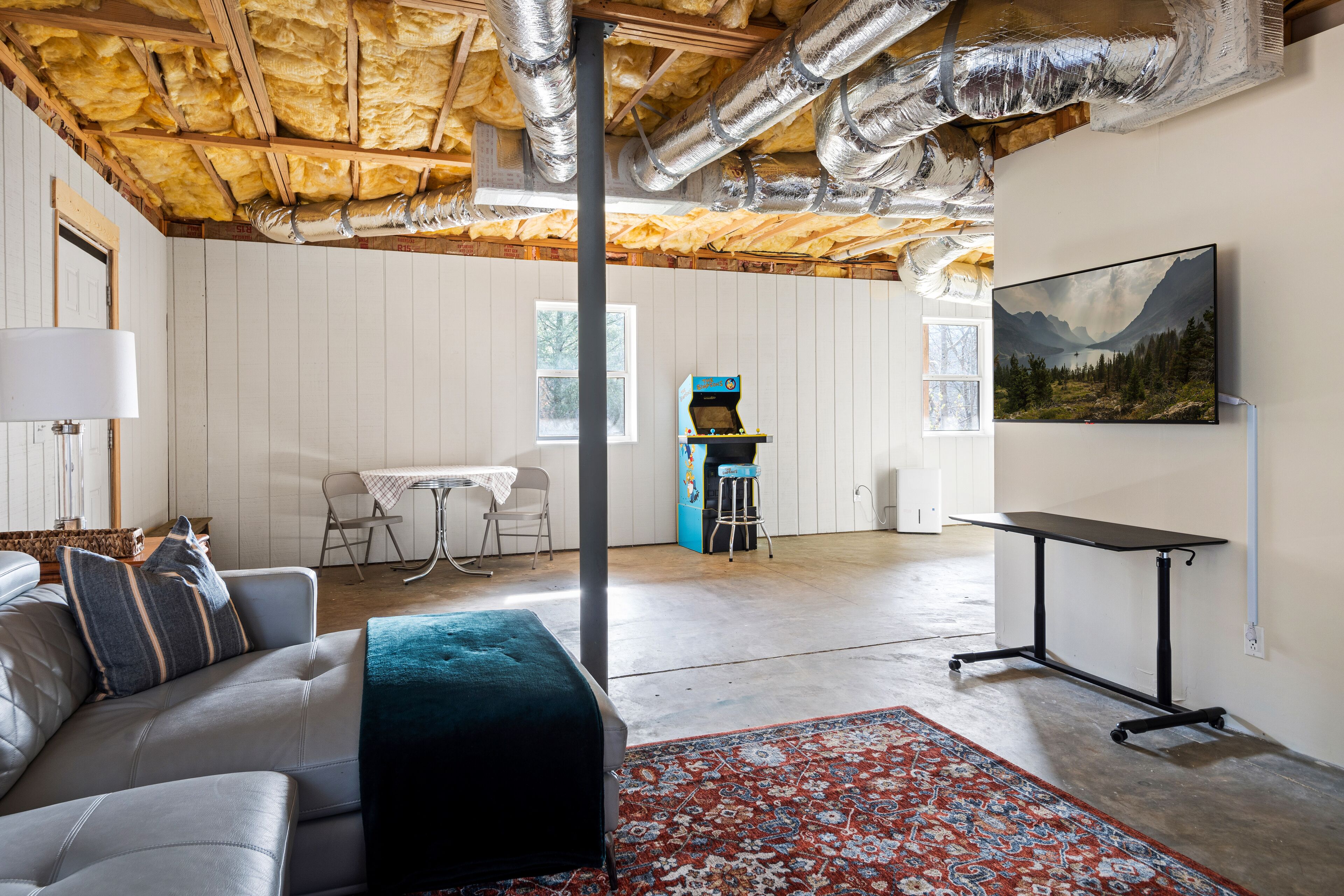 Smoky Mountain Retreat w/Hot Tub/Fireplace/View