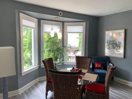 Beautiful downstairs unit.